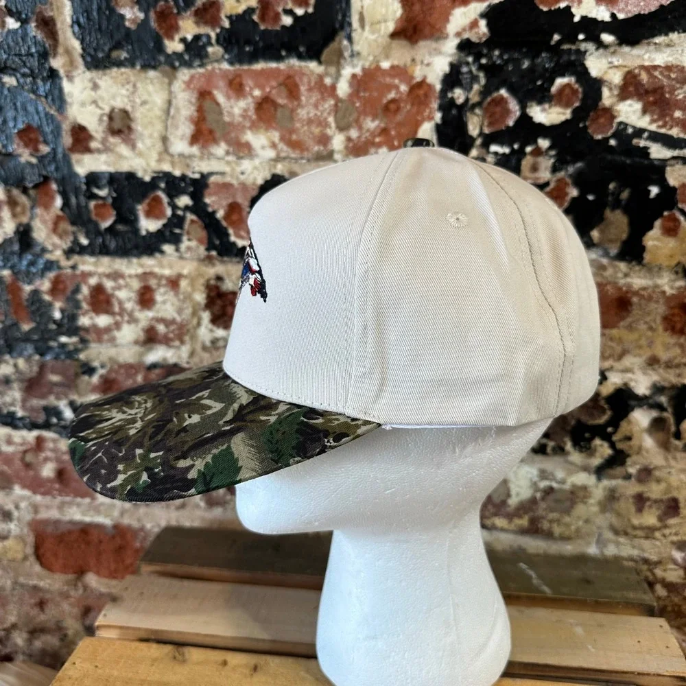 Mallard Duck Embroidered Two Tone Baseball Cap Camo Cream Hunting Hat Adjustable